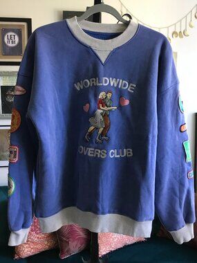 DANDY WORLDWIDE size M Blue Worldwide Lovers Club Patches Sweatshirt NWT